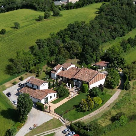 B&B Corte Delle Rose Кастельони деле Стивиере Екстериор снимка