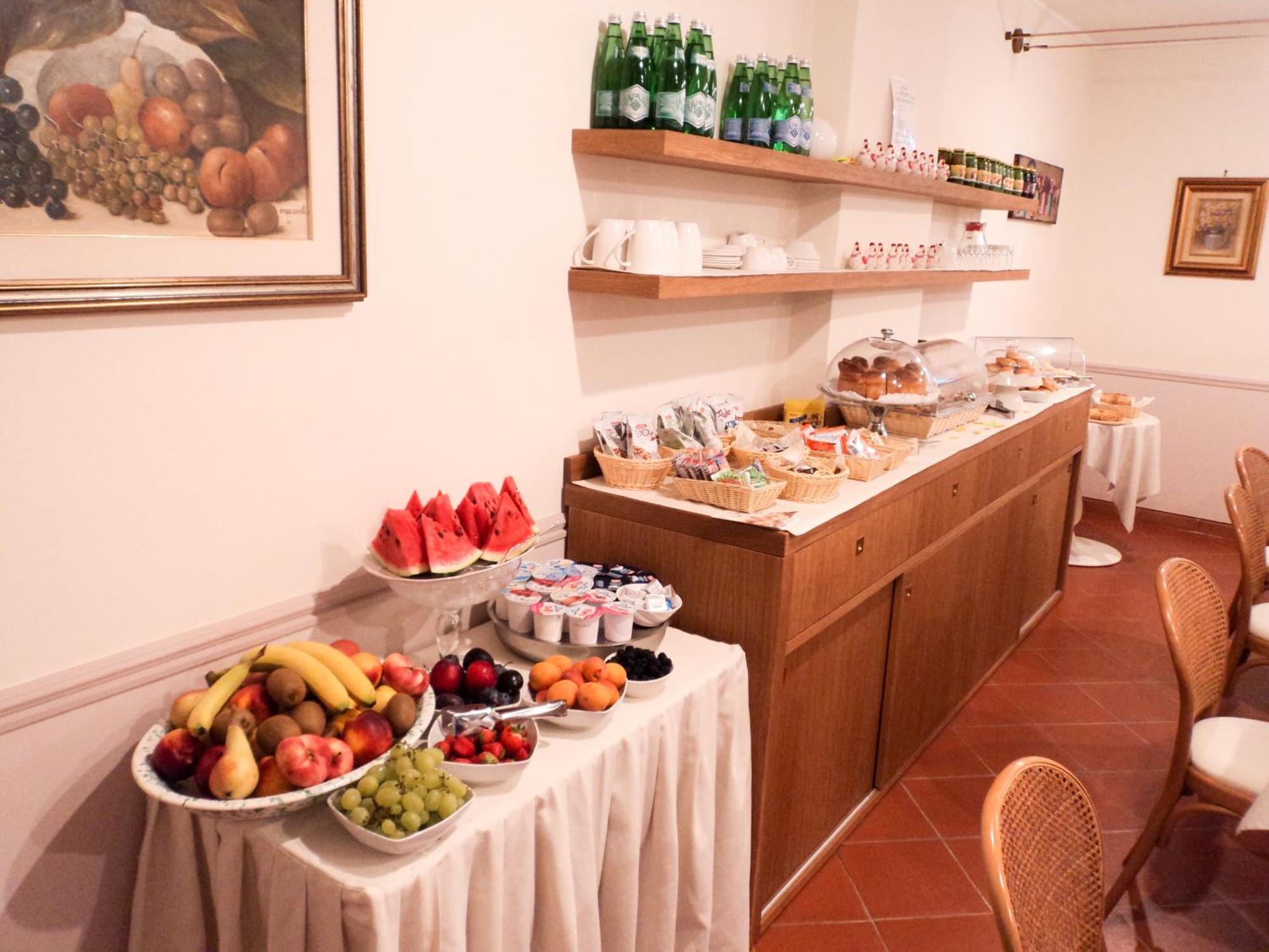 B&B Corte Delle Rose Кастельони деле Стивиере Екстериор снимка