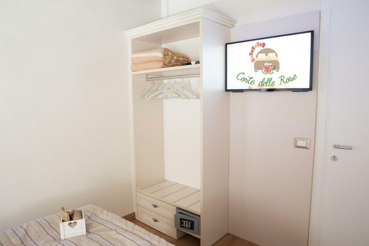 B&B Corte Delle Rose Кастельони деле Стивиере Екстериор снимка