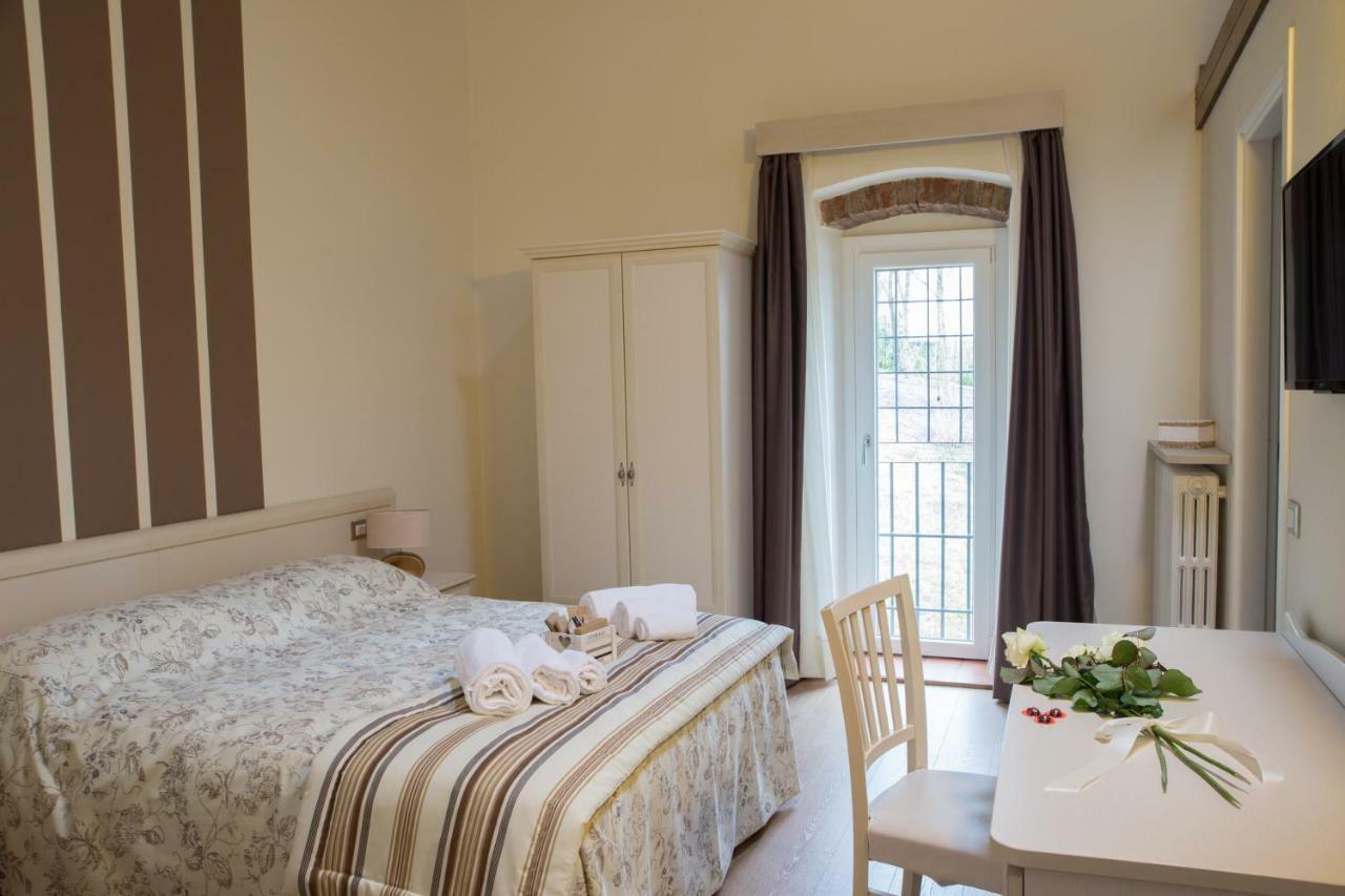 B&B Corte Delle Rose Кастельони деле Стивиере Екстериор снимка